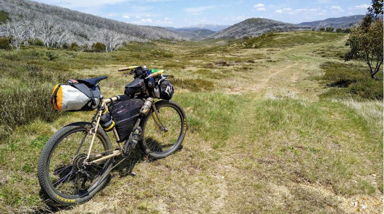 Bolsa de selim bikepacking