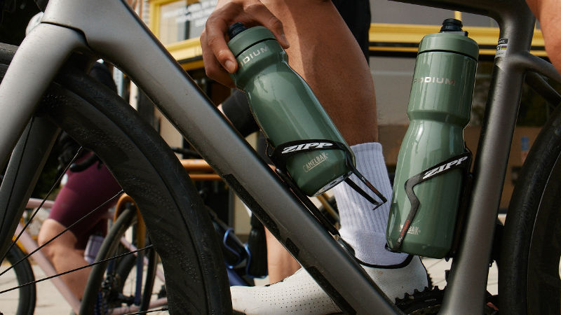 Camelbak Podium Titanium Bidon – 530 Ml, Dubbelwandig, Vacuüm Geïsoleerd, Ultralicht (24 Gram), Voor Wielrennen