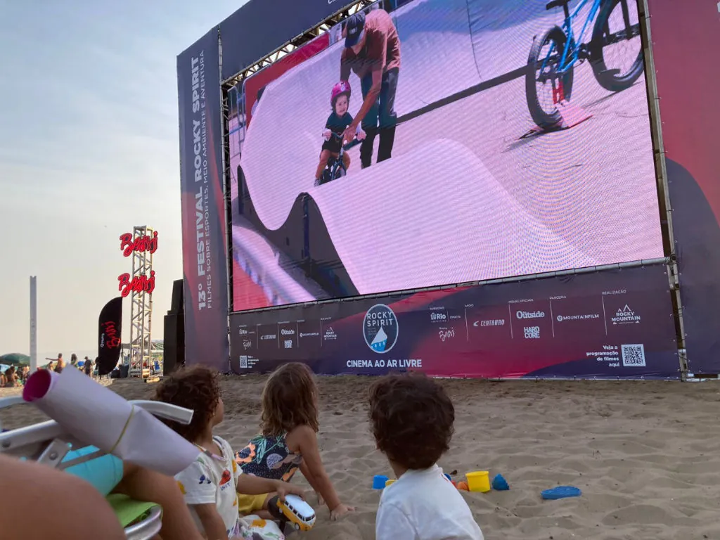 Outdoor cinema - outdoor activities for children
