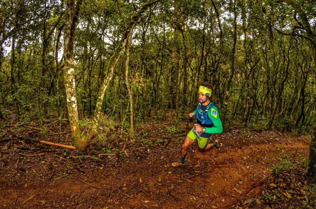 Luiz Torres no percurso de 21 km da Rocky Mountain Games