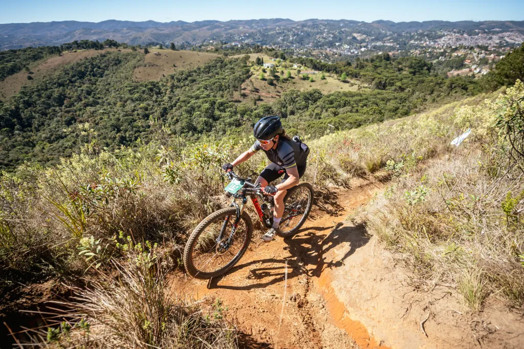 Visual da Serra da Mantiqueira durante a prova de MTB do Rocky Mountain Games - Foto: Marcelo Maragni