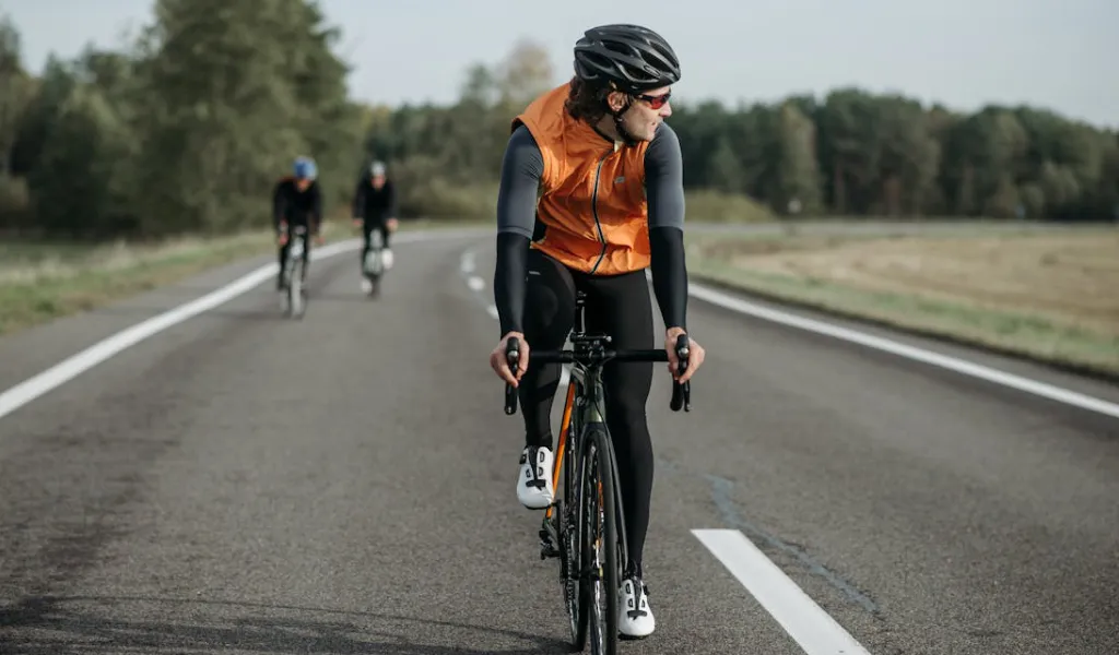 Como escolher um capacete de bike. Foto: Pexels