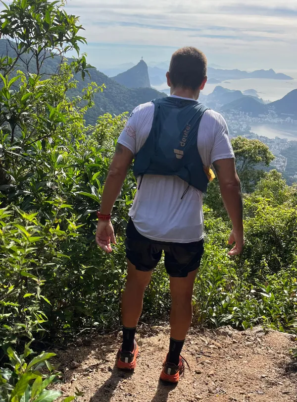 Mochila para trail running deuter Traick 9 – André Medeiros