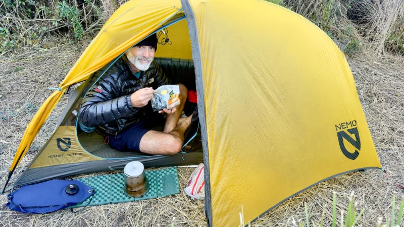 He walked 970 km to open the paths of the Transmantiqueira Trail