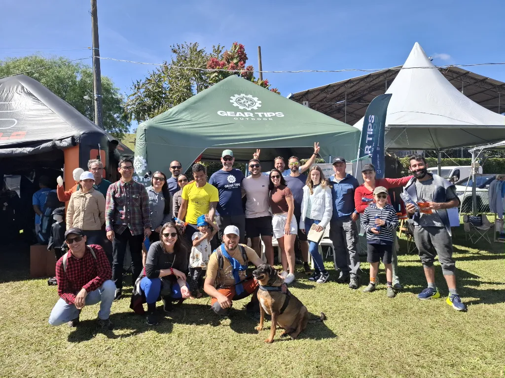 Palestra sobre equipamenros de segurança no stand do Gear Tips - 2025