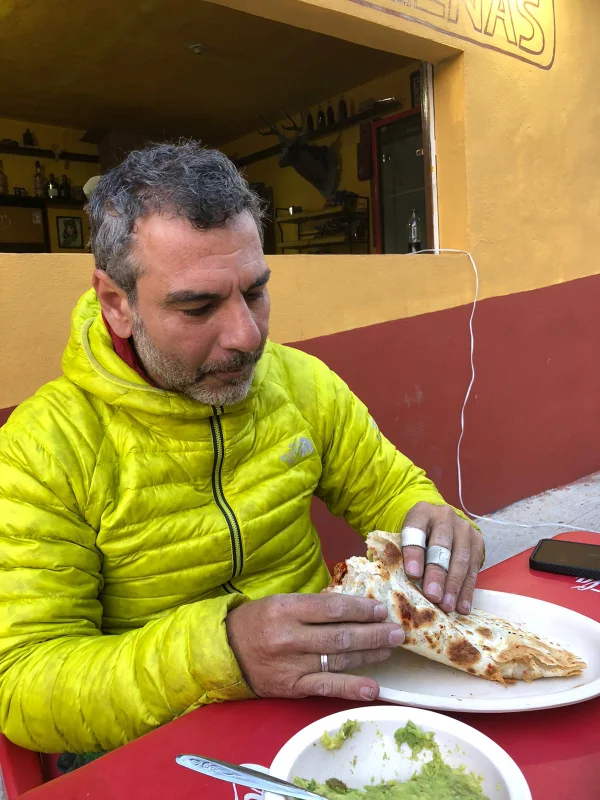 Rotina diária: escaladas e muitos burritos