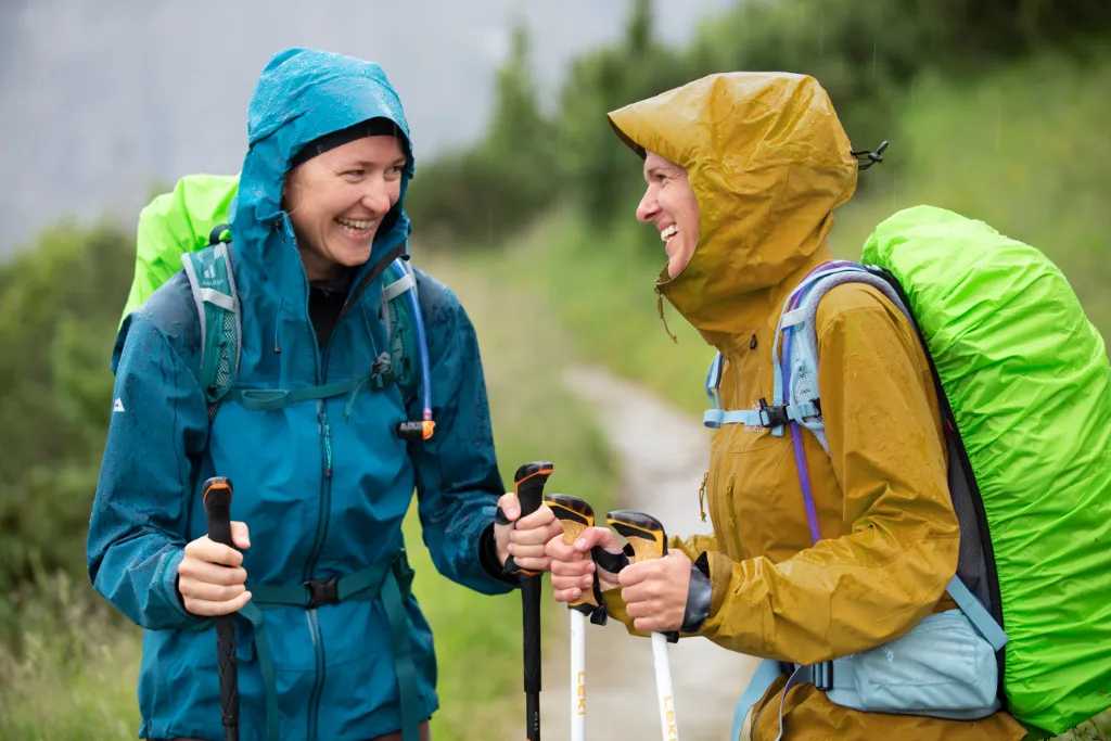 Lista 10 equipamentos essenciais para segurança nas atividades outdoor