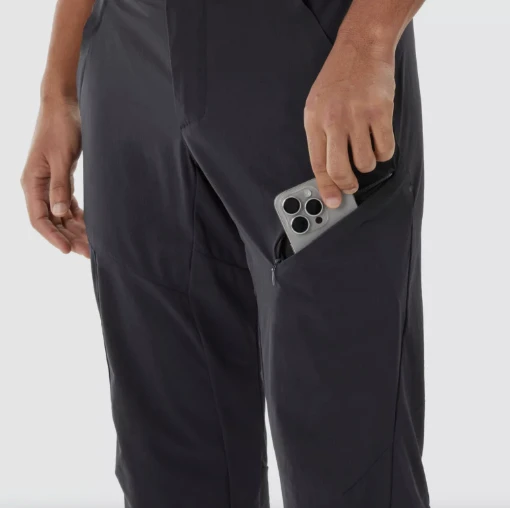 Calça Quechua MH500 Bolso na Coxa