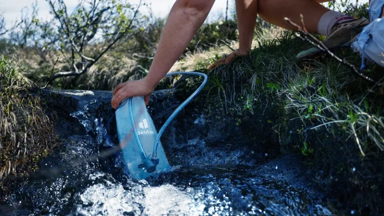 Garrafas, reservatórios ou flasks? Qual a melhor opção de hidratação.