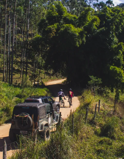 Equipe eTrilhas no mapeamento e geração de conteúdo sobre circuito de trilhas