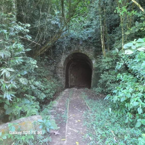Túnel na Travessia Angra-Lídice. Foto: Maria de Lourdes