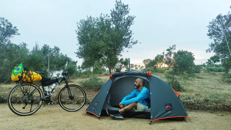 Primeiro camping da cicloviagem pelos Pirineus, no povoado de Llançá